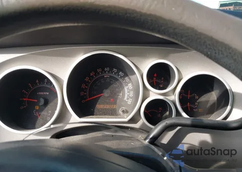 2010 Toyota Tundra Grade 5.7L V8 z USA, uszkodzony, nr VIN 5TFRY5F11AX095058